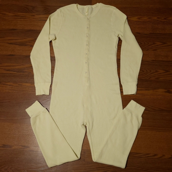 Women's Skims Button-up Thermal Onesie Long Johns Pajamas Full Bodysuit 2X - Picture 1 of 12